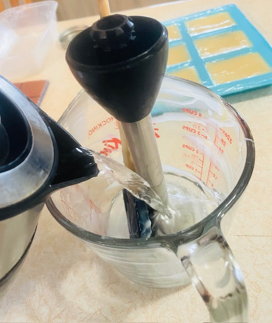 Soaping Making Kit Cold Process with Beeswax